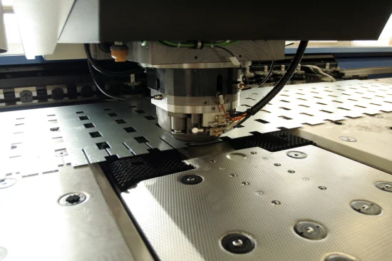 Kundenspezifischer Spritzgussservice für Metallteile mit Chapa Metal Laser Cutting Sheet Metal Fabrication