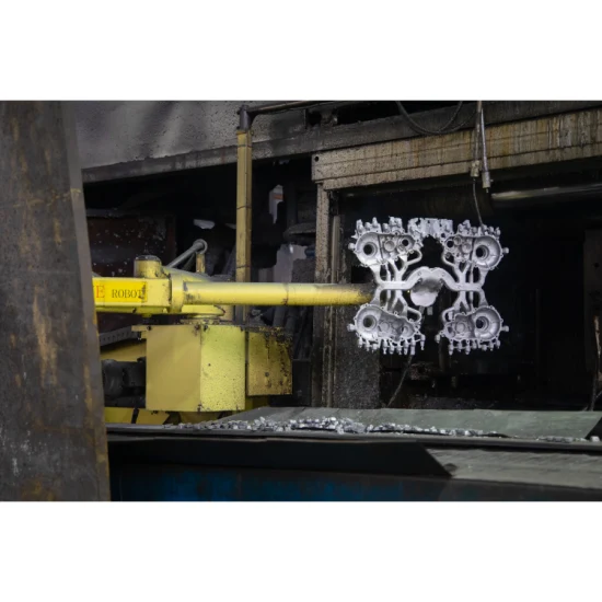 OEM ODM Kundenspezifischer Aluminium-CNC-Bearbeitungs-Druckgussservice für die Montage von Ölfiltergehäusen